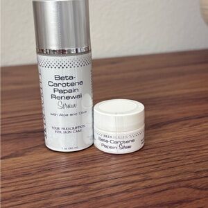 Beta-Carotene Papain Renewal Serum - Silver